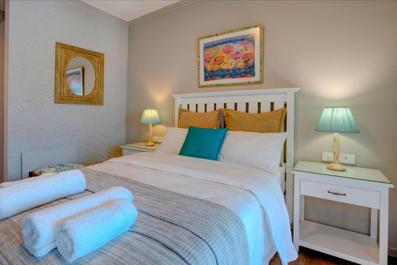 Amour Guest House George Esterno foto